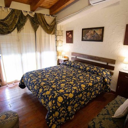 La Casa In Pietra Bed & Breakfast Santa Caterina Villarmosa Exterior photo